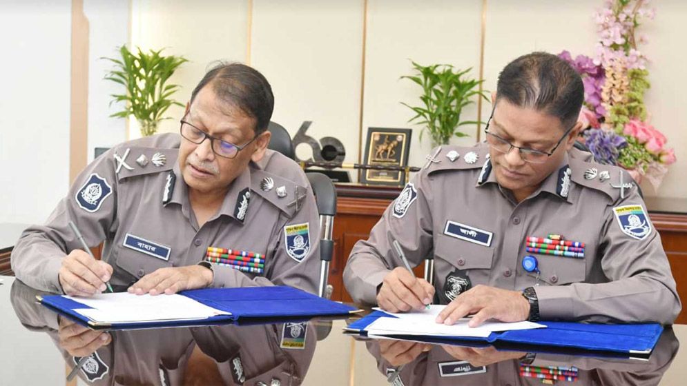 আইজিপির দায়িত্ব গ্রহণ করলেন আলী হোসেন ফকির